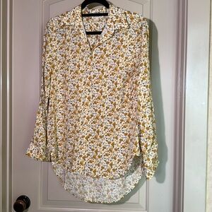 Jane & Delaney Floral Button-Up Blouse Small